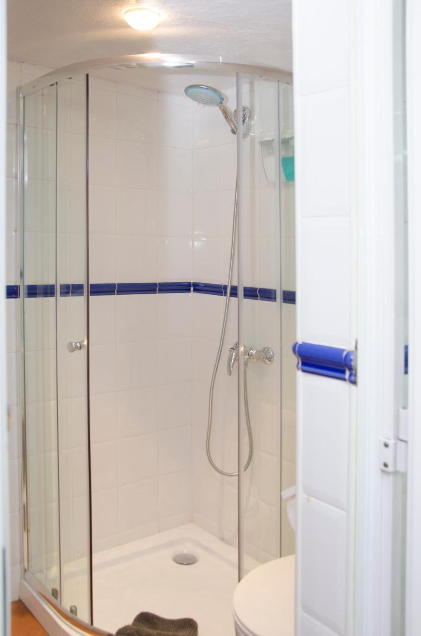 Apartment Vacarisses Torreblanca Estacion, Piscina Privada Buitenkant foto